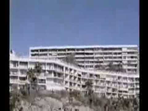 Hudson River Plane crashes in Hudson River (rare Video on U-Tube)