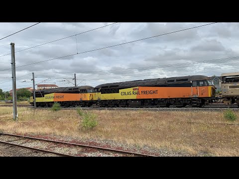 56087 & 56302 “Peco” passes Darlington - 6S31 Doncaster Up Decoy to Millerhill S.S.