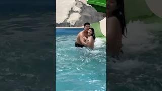 【 funny tiktok】中国のウォータースライダーで受け止める従業員　China funny Video Water slider #funny #funnyvideo