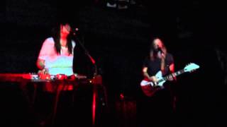 Moon Duo - I Been Gone - St Ouen - Live @ Mains D'oeuvres 25/10/2012