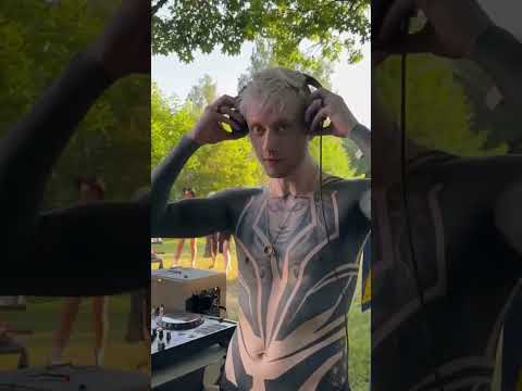 DJ Rekkles at the decks #rekkles #leagueoflegends