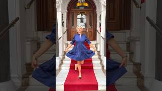 Curtsy Etiquette 👑 #etiquette #etiquettetips #fashion #royal #royalfamily