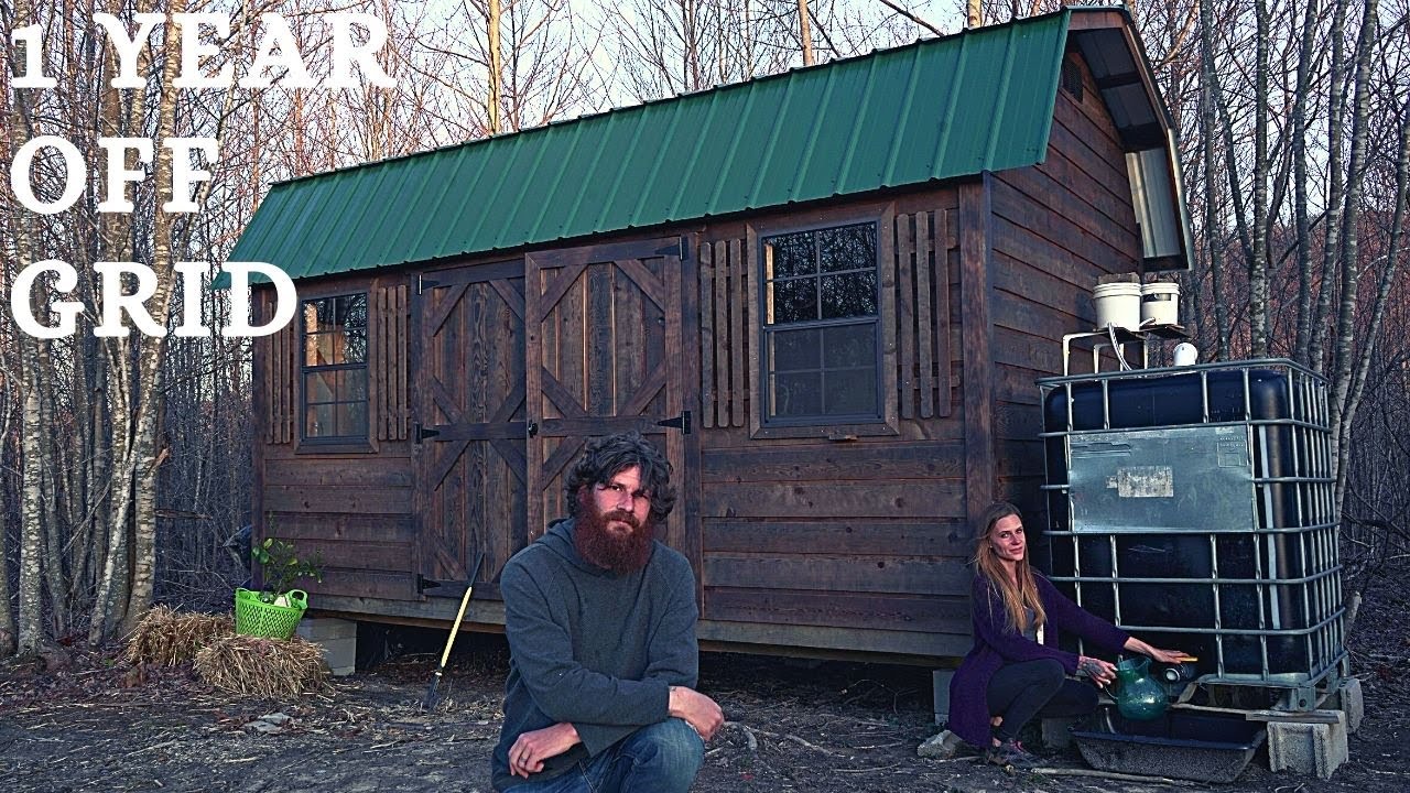 WE LEFT THE CITY TO LIVE OFF GRID (1 Year TIMELAPSE)