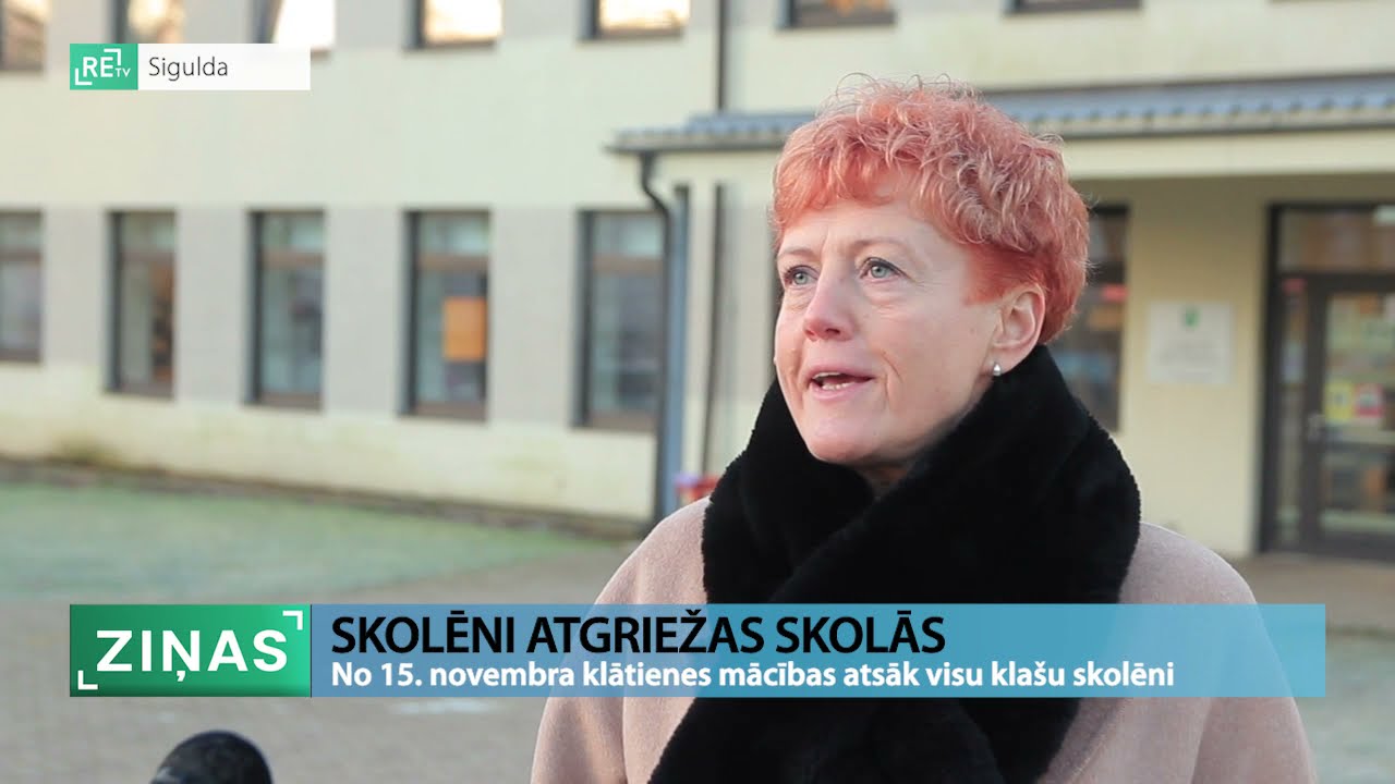 Skolēni atsāk mācības klātienē un skolās atgriežas rosība