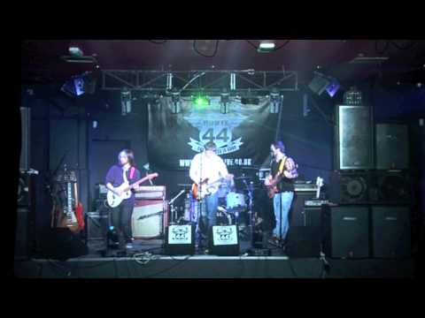 Sealed with a kiss by Capital vibe