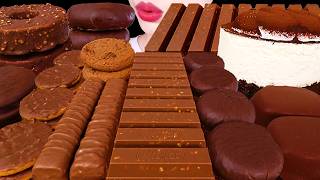 Download lagu ASMR MUKBANG｜CHOCOLATE PARTY *ICE CREAM, MOCHI, CAKE, KITKAT, TWIX 초콜릿파티 *아이스크림, 초코떡, 초코과자, 케이크 먹방 mp3