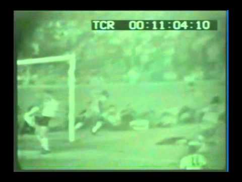 1968 (December 14) Brazil 2-West Germany 2 (Friendly).avi