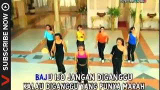 Download lagu nonstop senam disco inul daratista part 2 mp3 Download lagu nonstop senam disco inul daratista part 2 mp3