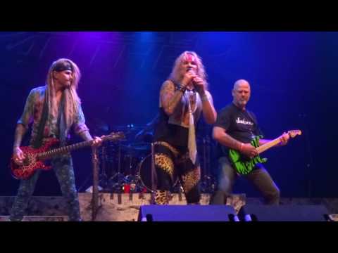 Steel Panther (Featuring Larry Dean on Guitar) - Eyes Of A Panther Live in Houston, Texas