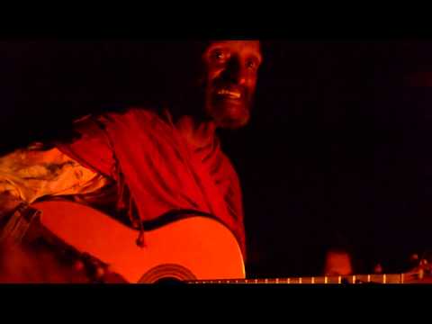 Leal Carvalho - Egrégoras do amor (Alto Paraíso, GO) - 2014