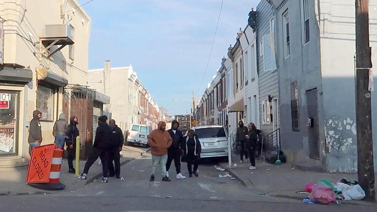 PHILADELPHIA HOODS / THE EPITOME OF POVERTY AND URBAN DECAY
