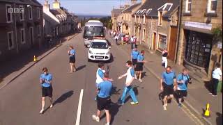 preview picture of video 'Carrying the Commonwealth Games baton for Glasgow 2014.'