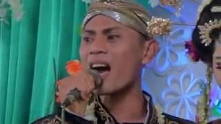 Download lagu BIKIN HARU !!!! PENGANTIN NANGIS NYANYI LAGU SALEHA mp3 Download lagu BIKIN HARU !!!! PENGANTIN NANGIS NYANYI LAGU SALEHA mp3