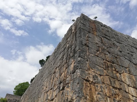the cyclopean walls of Alatri - with subtitles in English