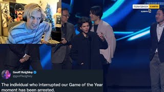 xQc reacts to random kid showing on stage to talk about Bill Clinton