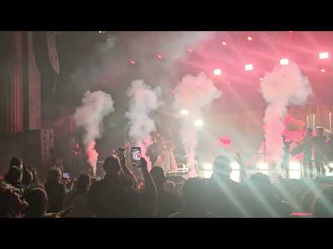 Quedate Con Ella/ Natalia Jimenez/ The Wiltern Theater 11-28-2025 