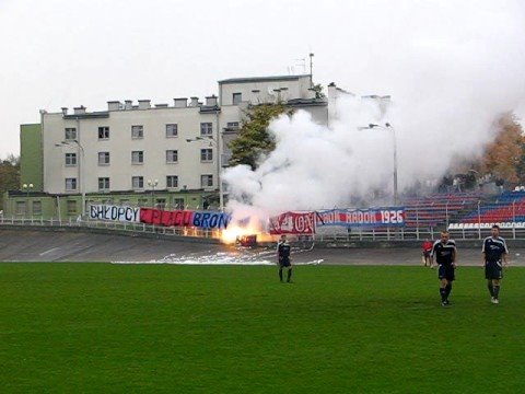 Kibice Broń - Warta Sieradz 4