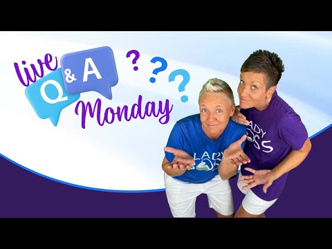 Q&A Monday | Two Crazy Cat Ladies #cats