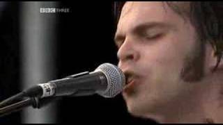 Supergrass - Alright (Live at Glastonbury 2004)