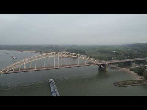 Nijmegen Nederland van boven drone beelden