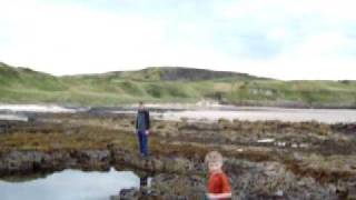 preview picture of video 'bamburgh crab fishing'