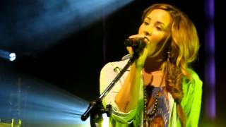 Who&#39;s That Boy (Girl) - Demi Lovato Soundcheck Rio de Janeiro 19/04/2012