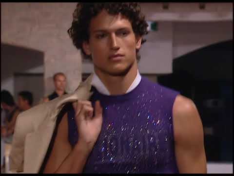 DSQUARED2 SPRING SUMMER 2001 FASHION SHOW