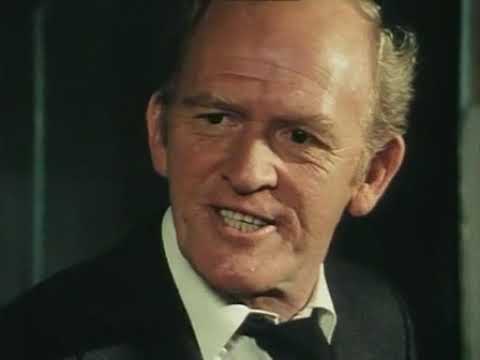 The Professionals   1x04   Killer With A Long Arm