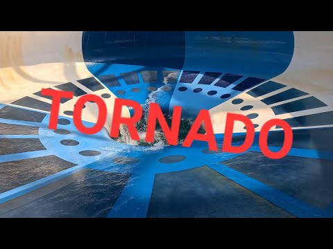 Aquapark Nymphaea Oradea Tornado Waterslide #waterslide #waterpark #slide #summer #romania #oradea 