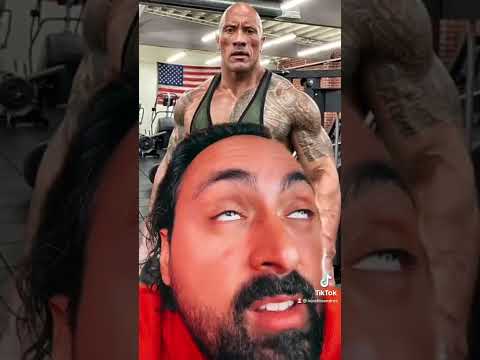 The rock... Il est trop musclé 💪😅😏
