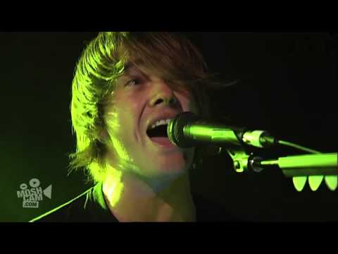 Children Collide "Skeleton Dance" Live (HD, Official) | Moshcam