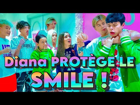 Diana Protects the Smile! | How to Survive Bunny Academy?