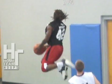 5'9 Stefan Moody Showing The Bounce.. ITS EASY!