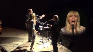 Peter Paul And Mary Alive &quot;Leaving On A Jet Plane&quot;