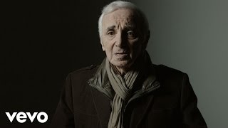 Charles Aznavour - Avec un brin de nostalgie (Clip Officiel)