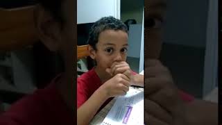 O desafio de hoje era imitar uma ave