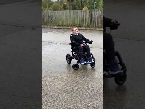 Doing Donuts in an electric folding wheelchair (SMART CHAIR X for kids UK)