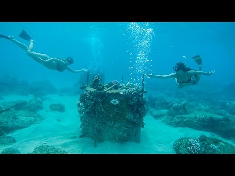 Snorkeling at Electric Beach (GoPro HD)