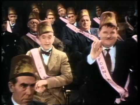 LAUREL ET HARDY les compagnons de la noubacolorisé 1