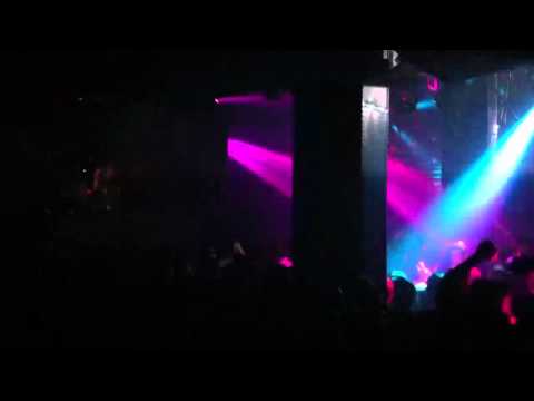 Alex gaudino - What A Feeling ft. Kelly Rowland