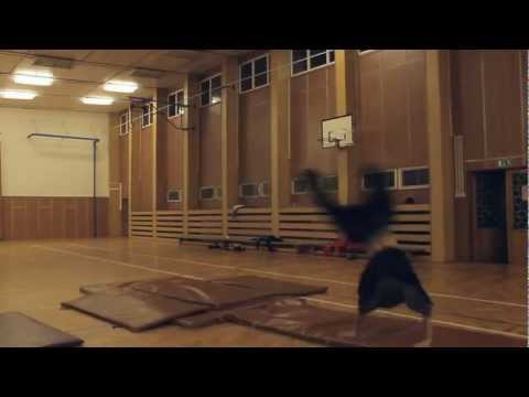 Famous Agency | Free Motion