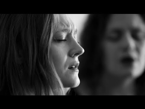 Æ Ash Vocal Duo - The day / Glava Li Ta Boli - Porto Franco Files