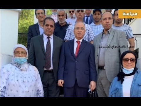 السفير المغربي يغادر الجزائر رفقة مساعديه و اسرهم