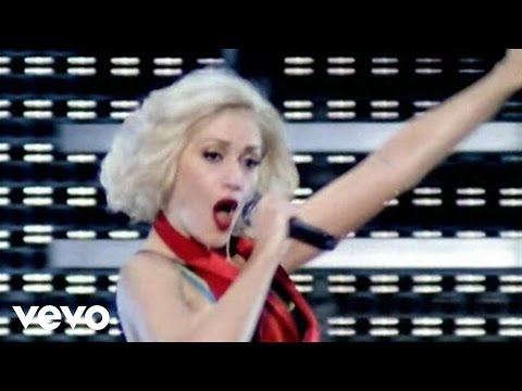 Videoclip de Wind It Up (Harajuku Lovers Live Version) — Gwen Stefani