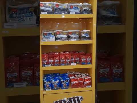 Malaysia Airport 🛫 chocolates 🍫 🍫