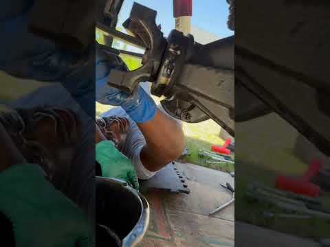 2017 Chevy Silverado bad rear end differential #automobile #mechanic #diy