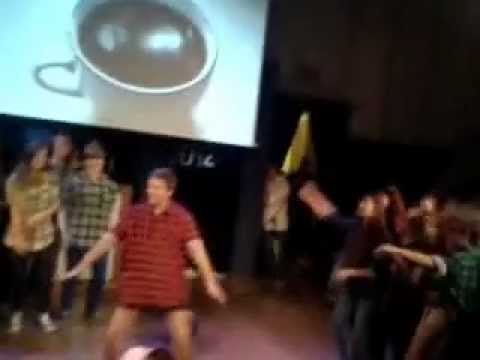 Kilof Style (Gangnam Style Cover) 16 Jaworznicka Drużyna Harcerska "Piorun"  CHWAT 2012