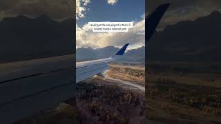 The most beautiful landing I’ve ever experienced in a plane! ✈️ Jackson Hole, WY 🏔️ Grand Teton