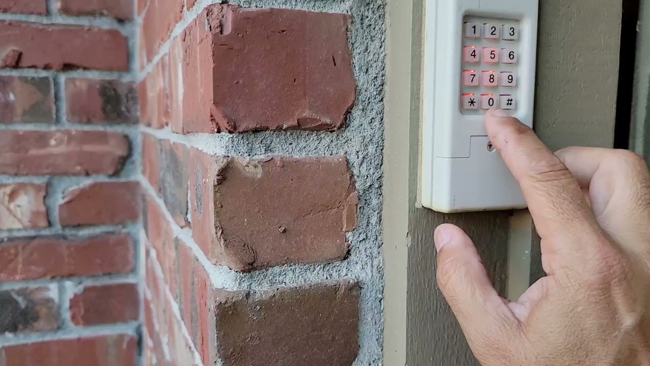How to Reset Chamberlain Garage Door Keypad Without Enter Button – Fixed Garage Door video thumbnail