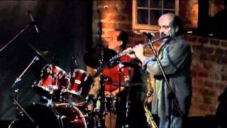 Sala dos professores - João Donato e Joyce Moreno -"No Fundo do Mar"